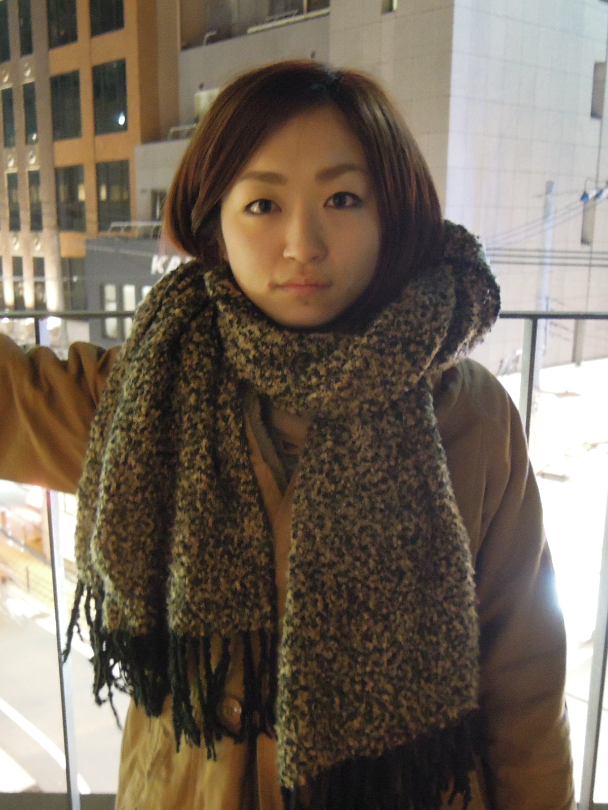 安達 綾子