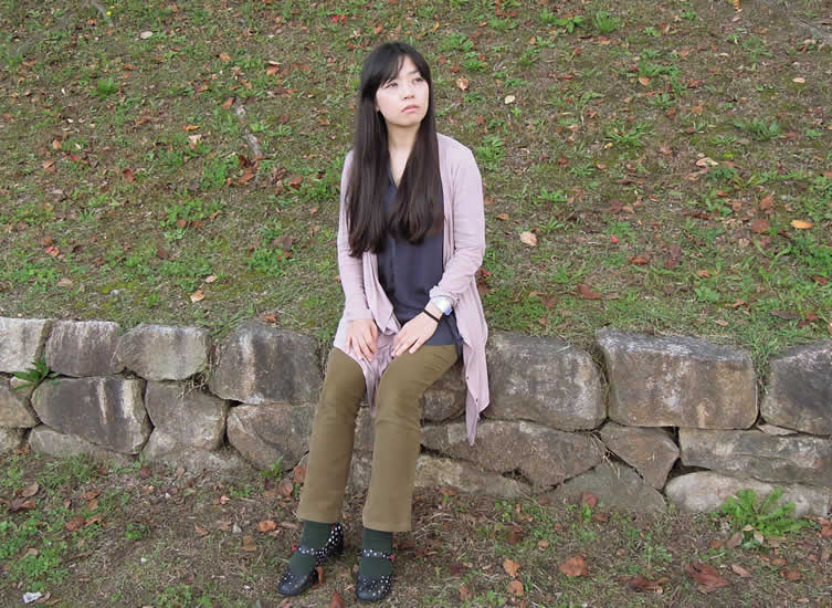 紙本 明子