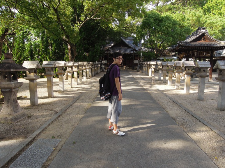 个寺 ギン