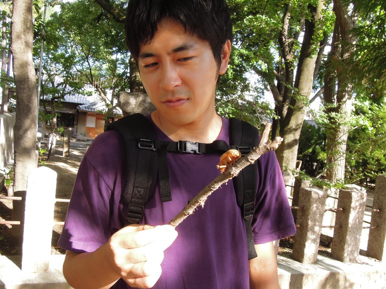 个寺 ギン