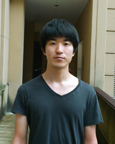 松田 卓三