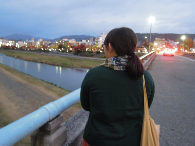 築地 静香
