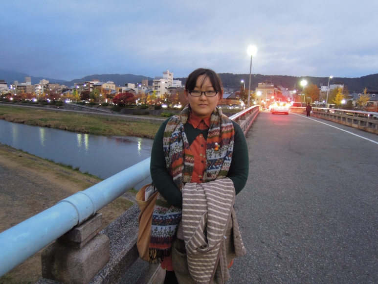 築地 静香