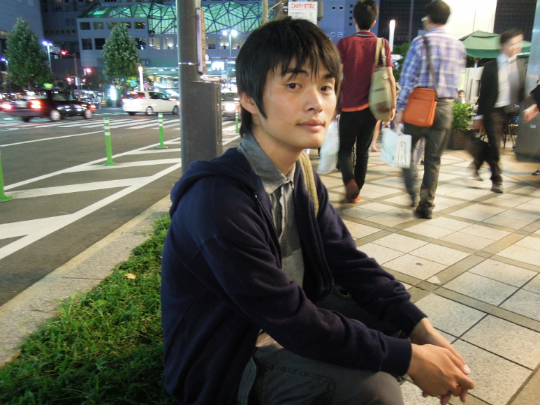 由良 真介